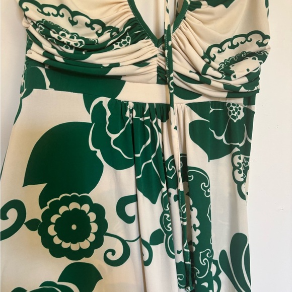 Metropark Green and Cream Patterned Dress - Picture 9 of 9
